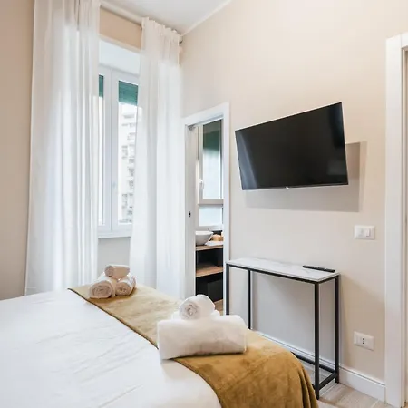 Italy House Apartmán